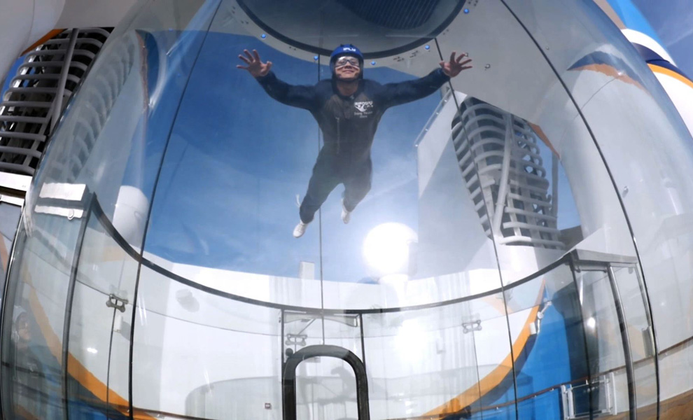Ripcord by iFLY.   ,      Ripcord iFLY,          ,      ,   —  .